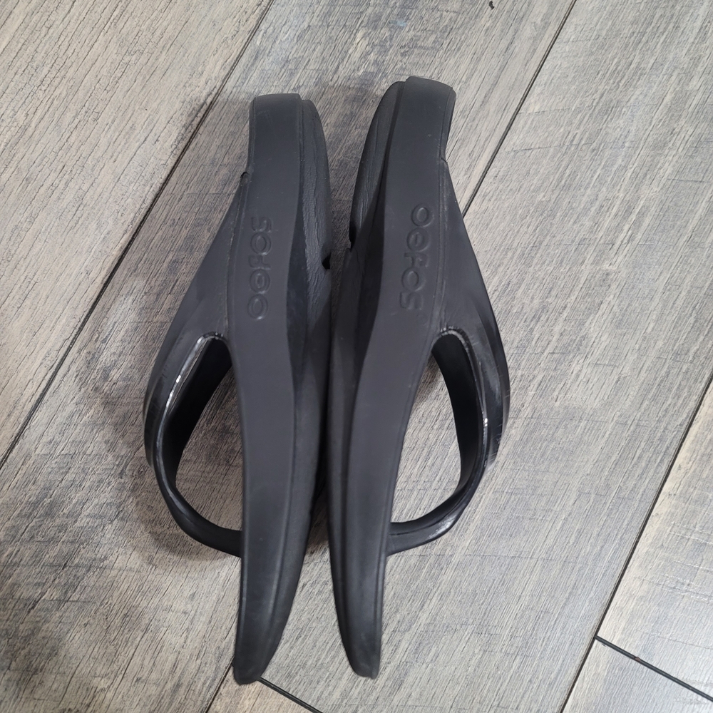 OOFOS Oolala Women's Black Recovery Running Toe Post Thong Sandals Flip Flops 11 - Picture 8 of 16